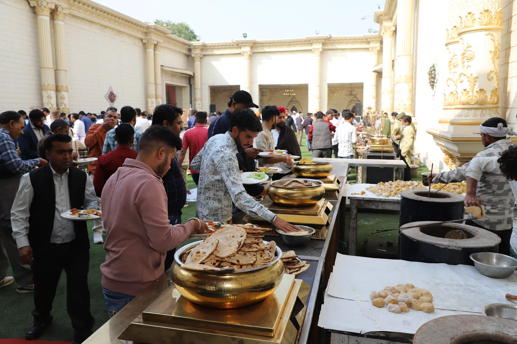 Corporate catering coordinated by Shivam Tent House in Delhi